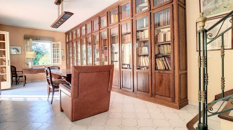 Maison - 178 m² - 5 pièces