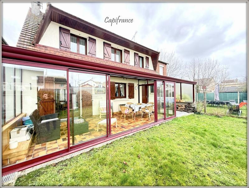 Maison - 139 m² - 6 pièces