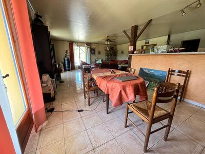 Maison - 168 m² - 5 pièces