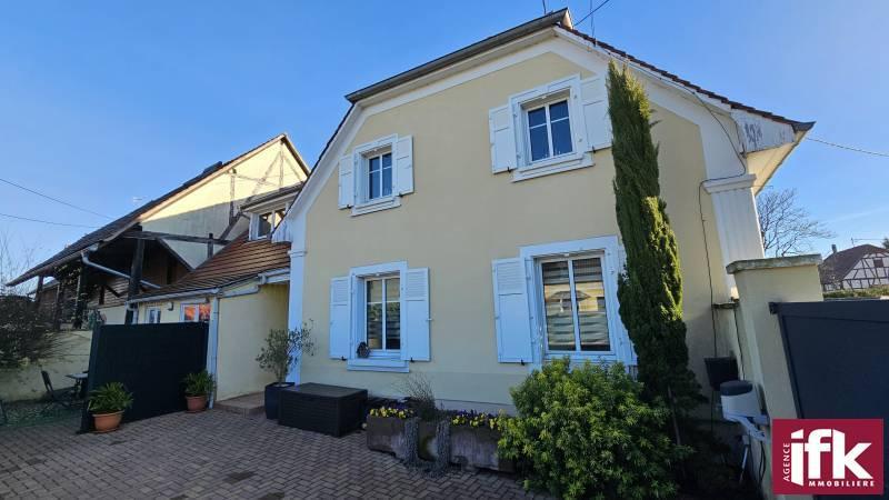 Maison - 205 m² - 7 pièces