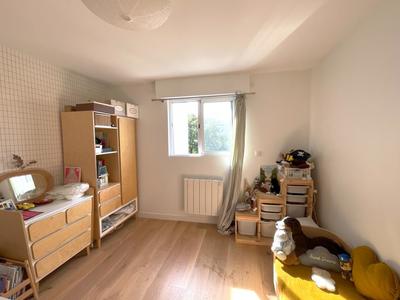 Appartement - 83 m² - 5 pièces