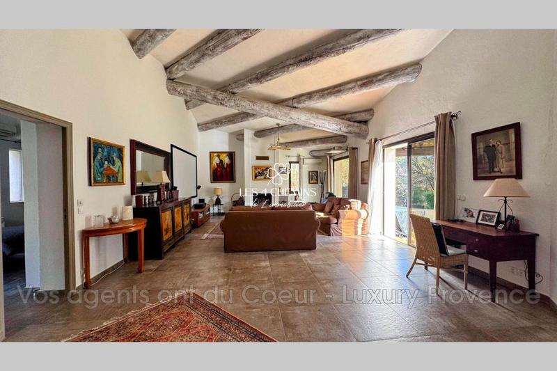 Maison - 194 m² - 5 pièces