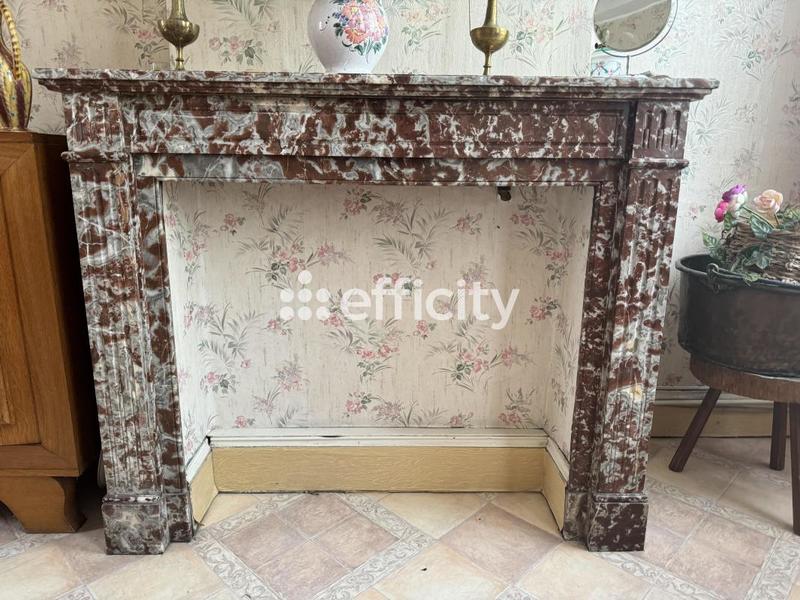 Immeuble - 126 m² - 9 pièces