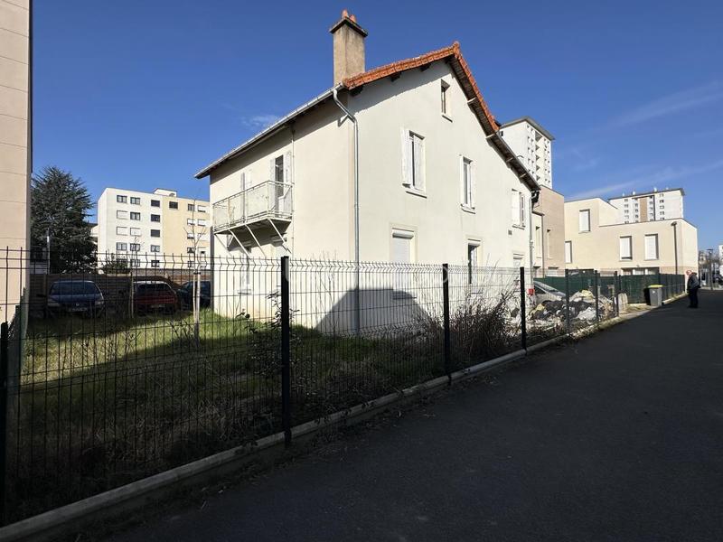 Appartement - 81 m² - 3 pièces