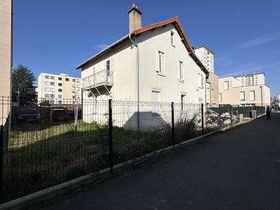 Appartement - 81 m² - 3 pièces