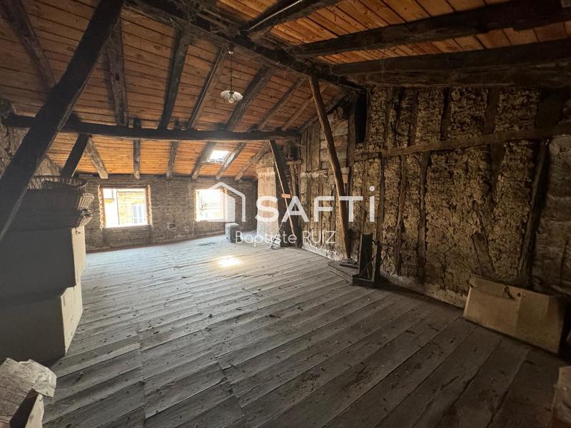 Maison - 458 m² - 18 pièces