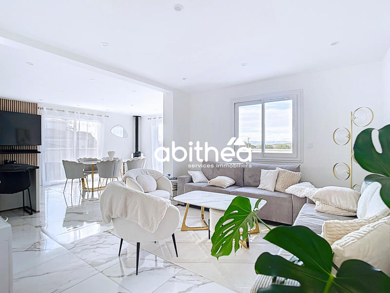 Villa - 140 m² - 4 pièces