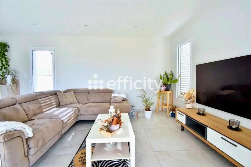 Villa - 185 m² - 8 pièces