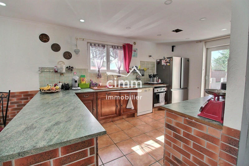 Maison - 209 m² - 8 pièces