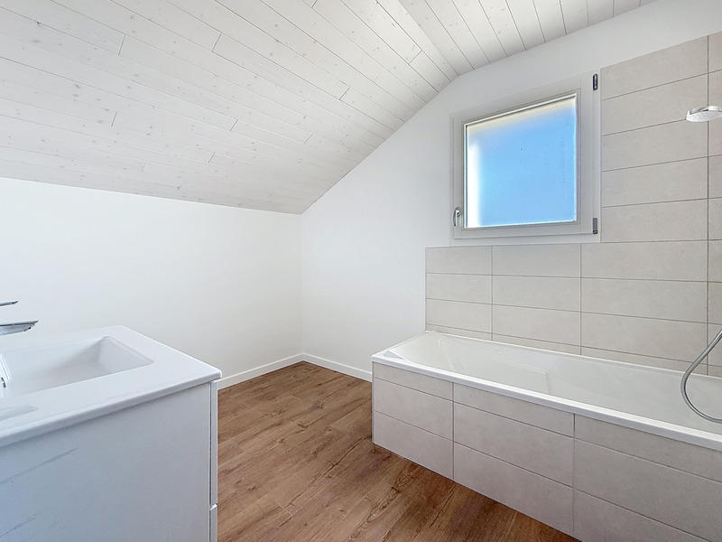 Maison - 142 m² - 6 pièces