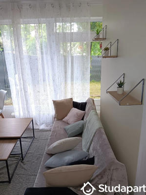 Chambre - 12 m² - 1 pièce