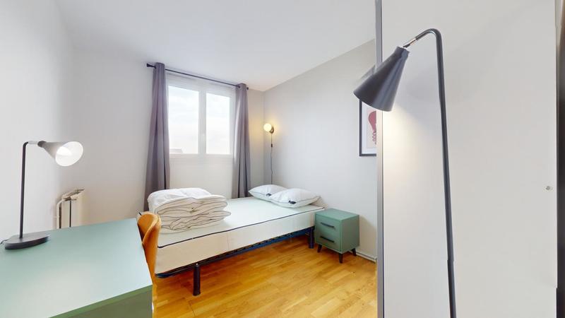 Appartement - 80 m² - 5 pièces