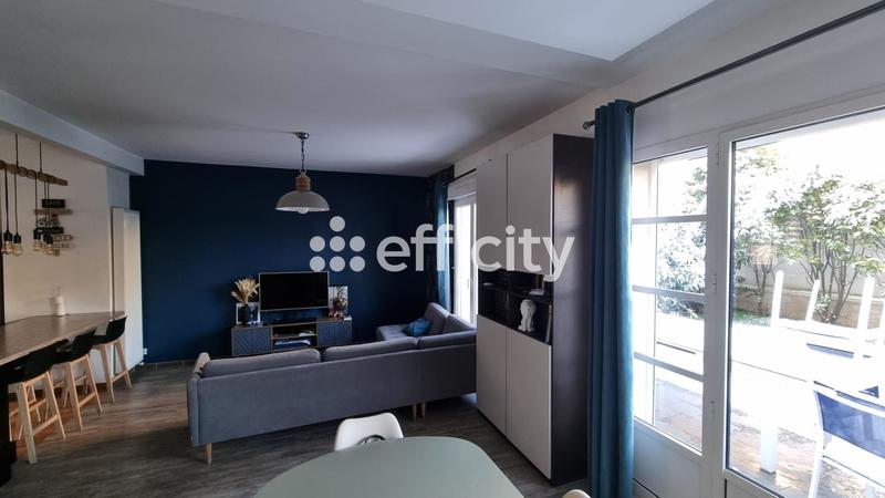 Maison - 143 m² - 5 pièces