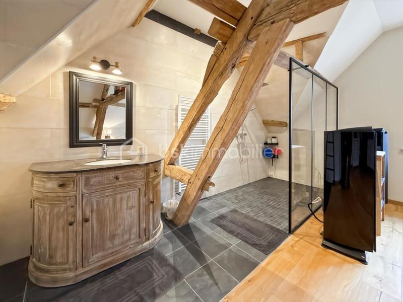 Maison ancienne - 181 m² - 6 pièces