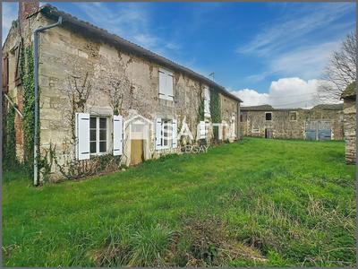 Maison - 210 m² - 7 pièces