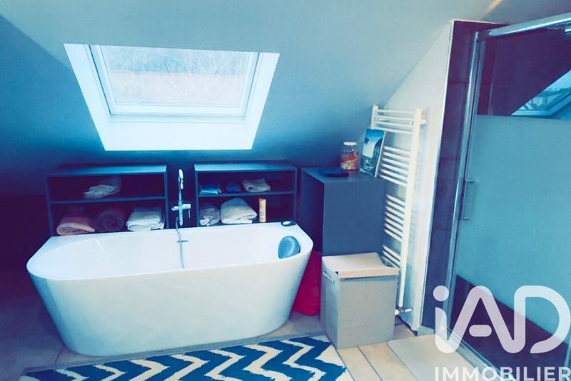 Maison - 153 m² - 8 pièces