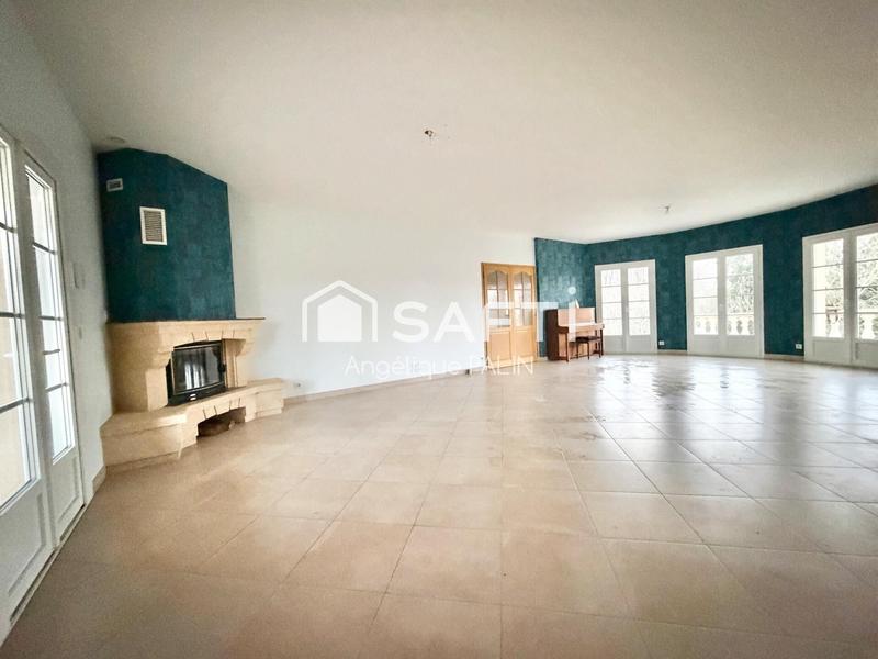 Maison - 159 m² - 6 pièces