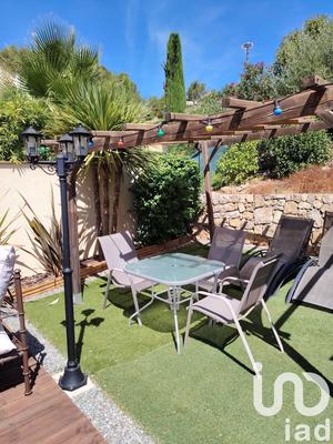 Maison - 140 m² - 5 pièces