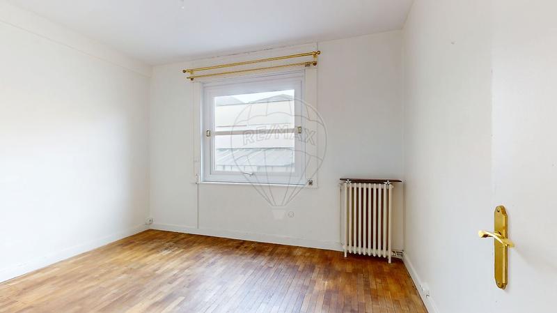 Appartement - 105 m² - 5 pièces