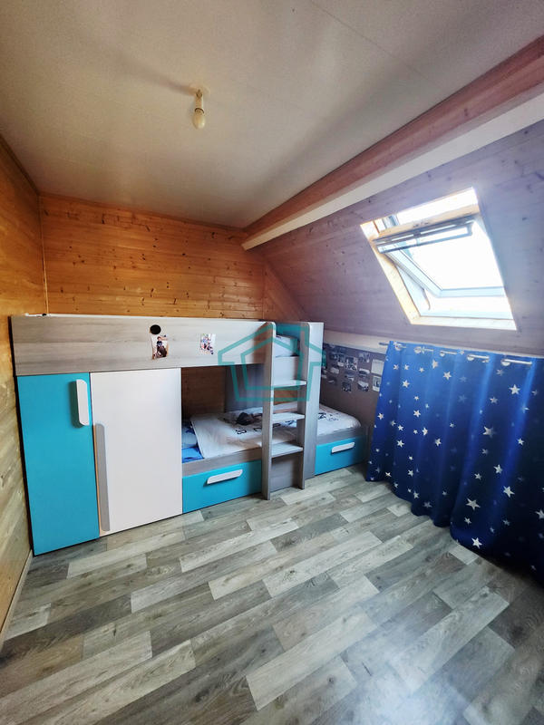 Maison - 144 m² - 7 pièces