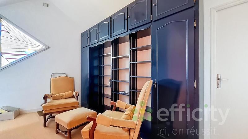 Maison - 155 m² - 5 pièces