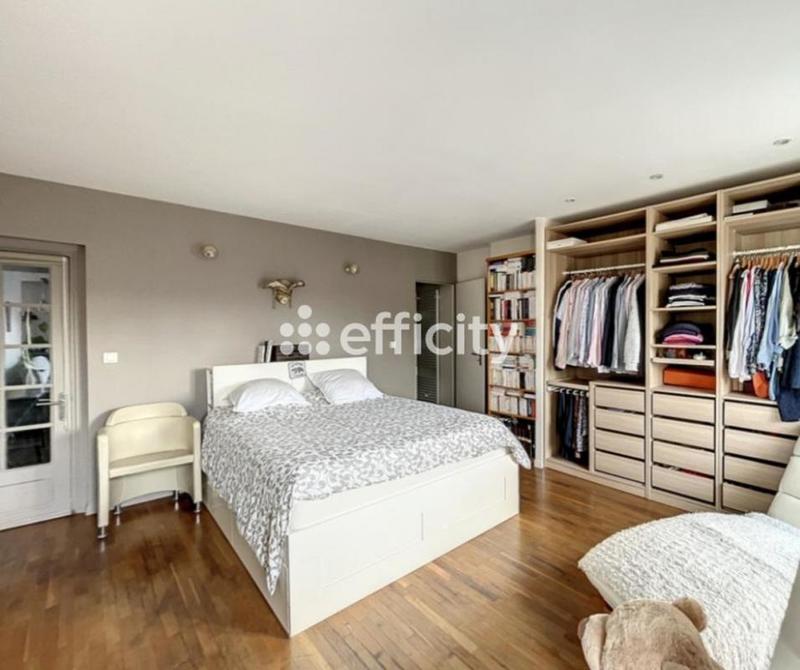 Maison de village - 228 m² - 7 pièces