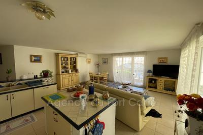 Appartement - 80 m² - 3 pièces