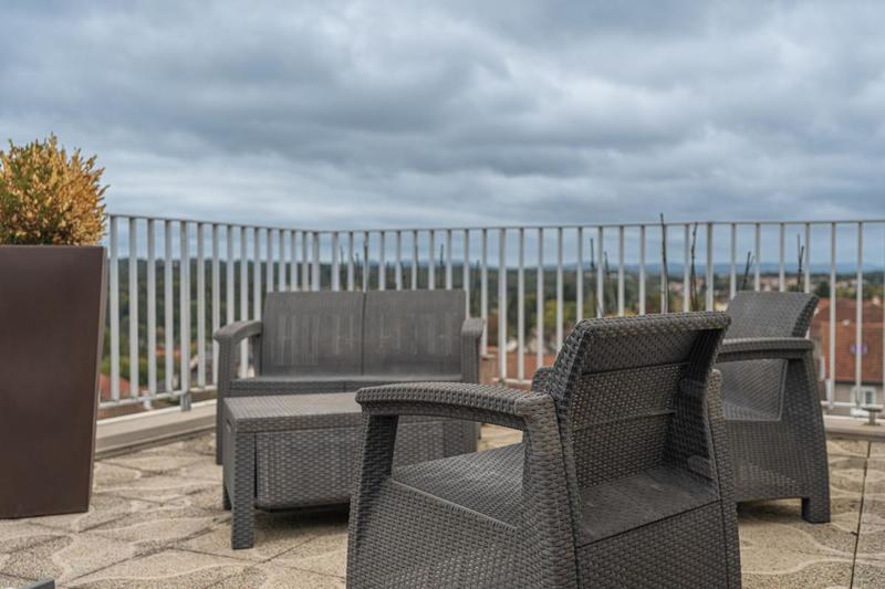 Appartement - 80 m² - 3 pièces