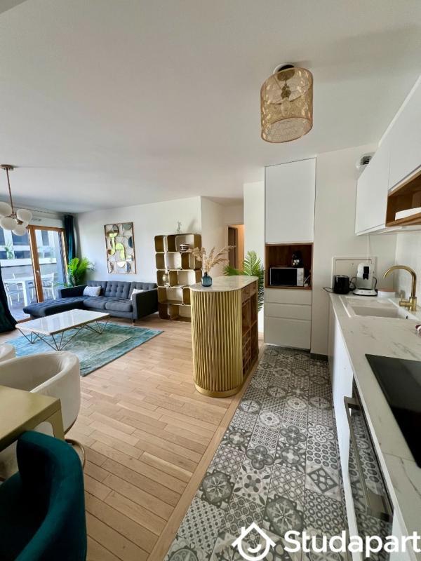 Chambre - 13 m² - 1 pièce