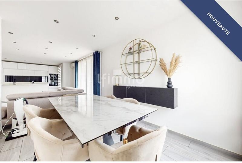 Appartement - 82 m² - 4 pièces