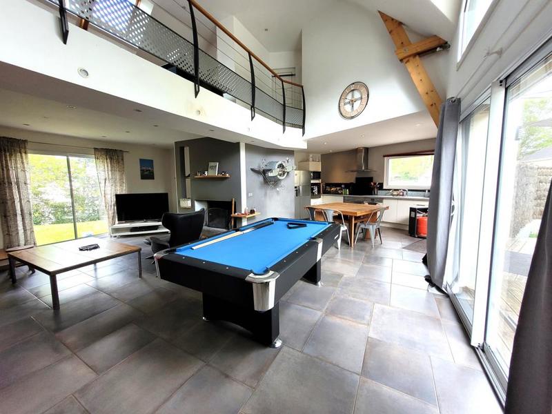 Maison - 148 m² - 7 pièces