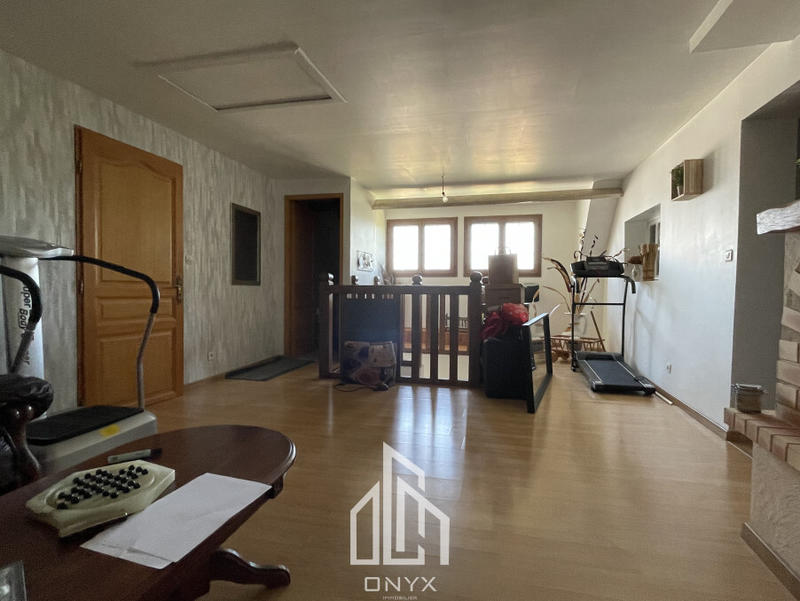 Maison - 182 m² - 8 pièces