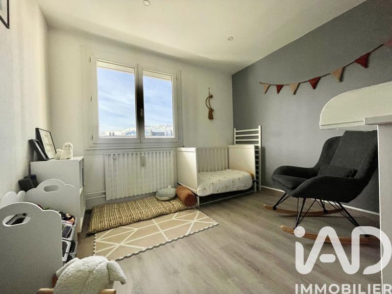 Appartement - 94 m² - 4 pièces