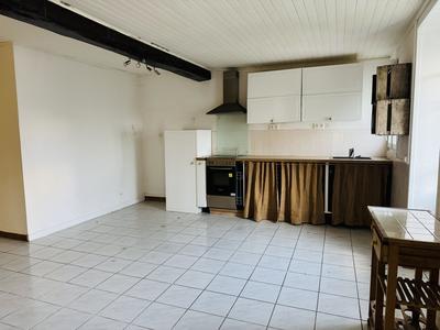Maison - 90 m² - 3 pièces