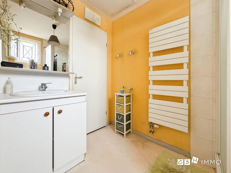 Maison - 101 m² - 5 pièces