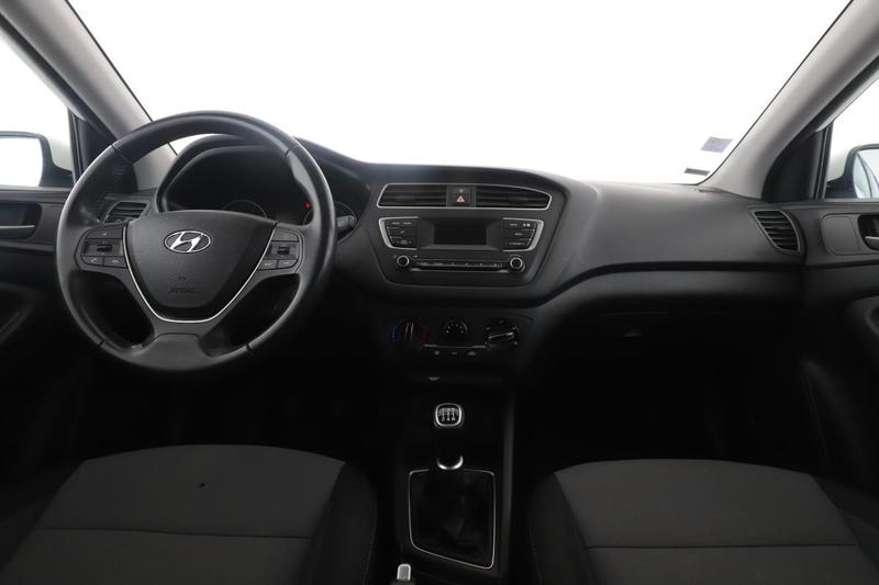 Hyundai i20 1.2 Initia 75 ch