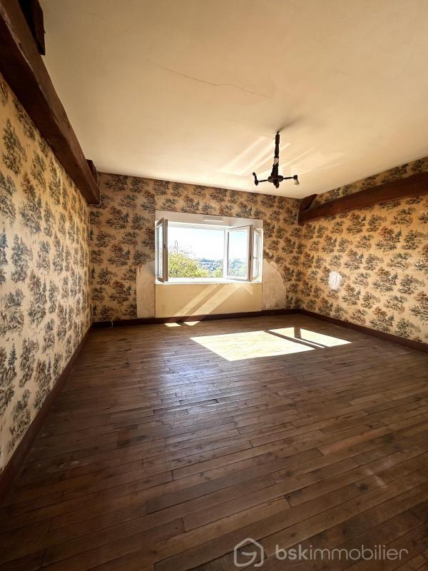 Maison en pierre - 150 m² - 7 pièces