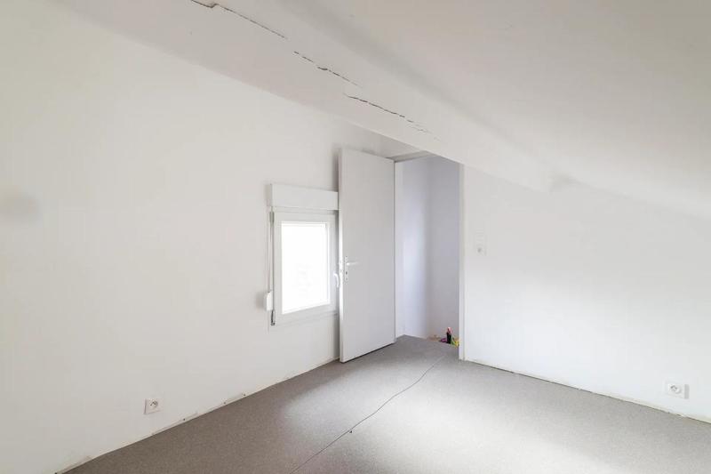 Maison - 280 m² - 8 pièces