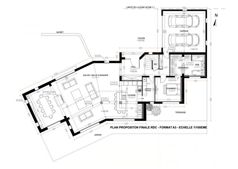 Maison - 204 m² - 6 pièces
