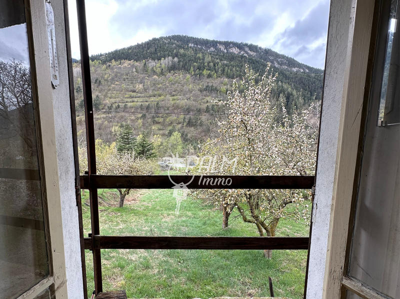 Maison - 180 m² - 4 pièces