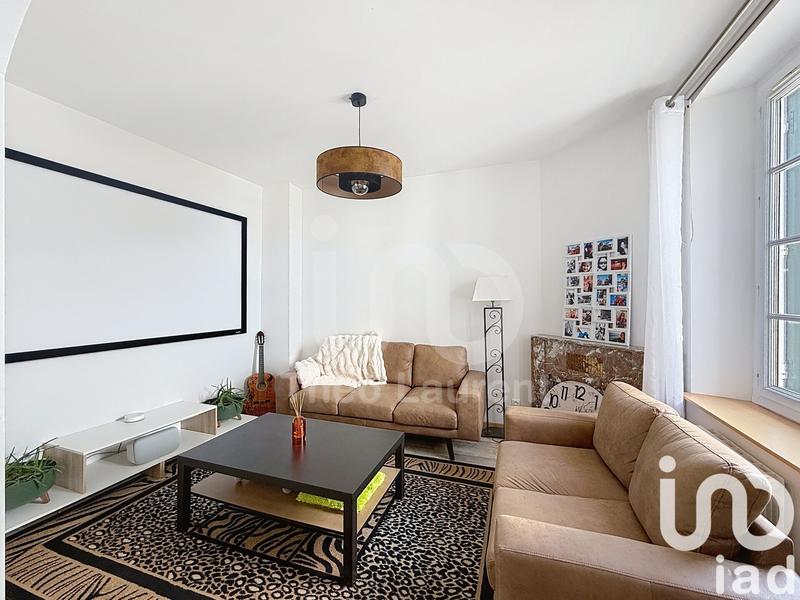 Maison - 255 m² - 10 pièces