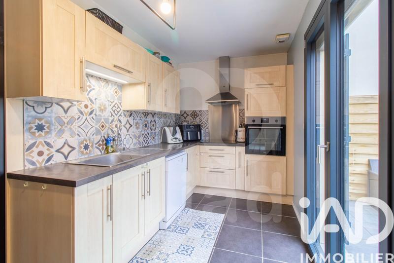 Maison - 105 m² - 5 pièces