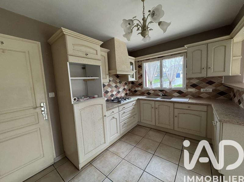 Maison - 96 m² - 6 pièces