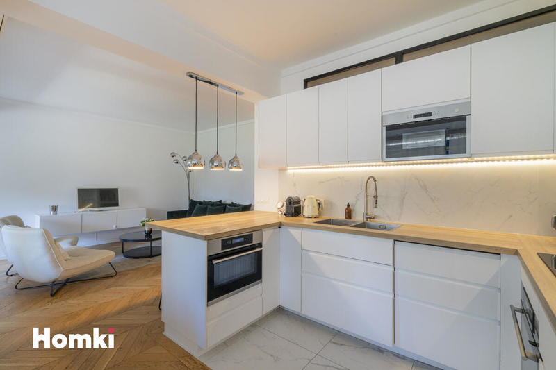 Appartement - 81 m² - 3 pièces