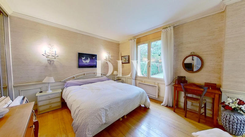 Maison - 194 m² - 6 pièces