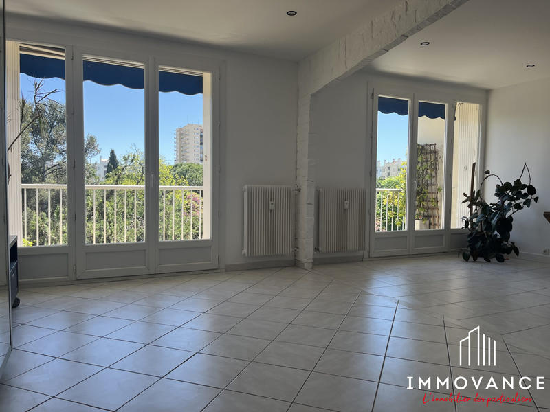 Appartement - 75 m² - 3 pièces