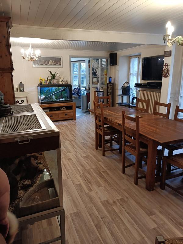 Fonds de commerce - Hôtellerie / Restauration - 121 m²