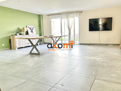 Maison - 130 m² - 5 pièces