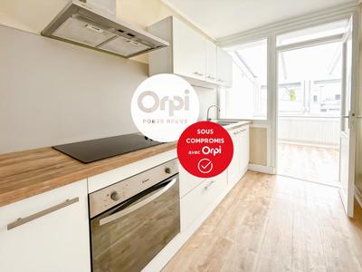 Maison - 85 m² - 3 pièces