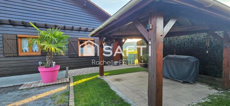 Maison - 243 m² - 14 pièces